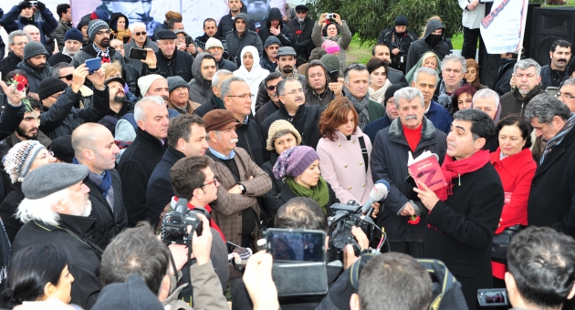 Kardeşime kurşun sıkmam diyen askerler anıldı