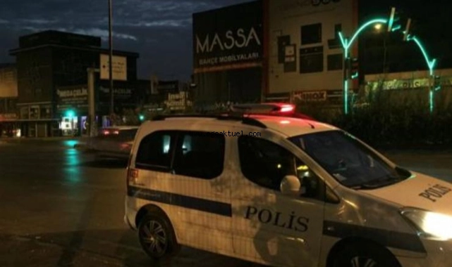 İzmir'de otomobilin çarptığı yaya hayatını kaybetti