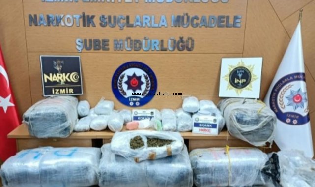 İzmir'de zehir tacirlerine operasyon