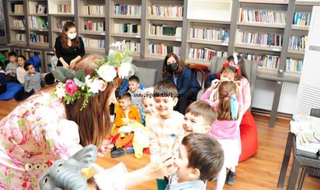  Kütüphane Haftasında Eğlenceli Etkinlik