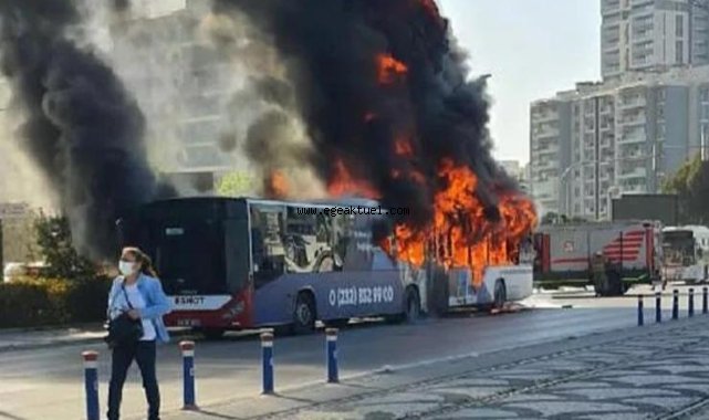 İzmir'de belediye otobüsü alev alev yandı!