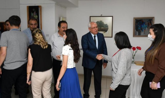 Karabağlar Belediyesi'nde bayramlaşma sevinci