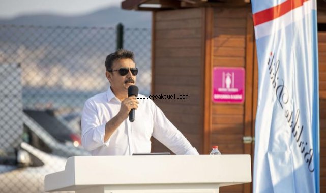 Dikili plajlarına 2 Mavi Bayrak daha eklendi