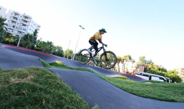 İzmir’in ilk Pump Track Parkuru Karşıyaka’da açılıyor