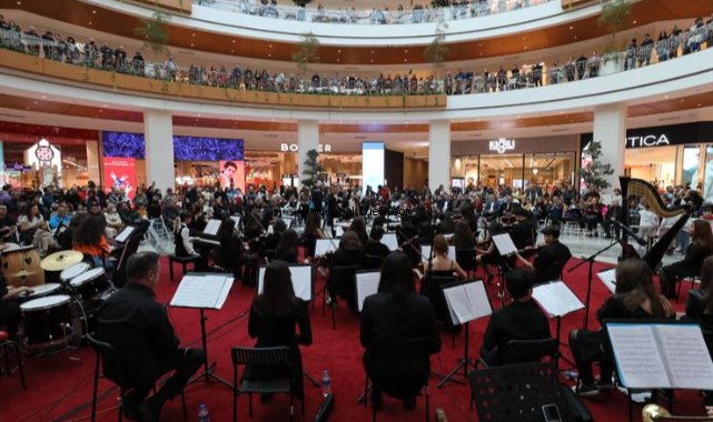 Çocuk Senfoni Yine Sanatseverleri Büyüledi