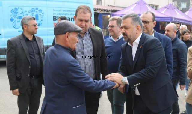 CHP İzmir Dayanışma İçin Deprem Bölgesinde