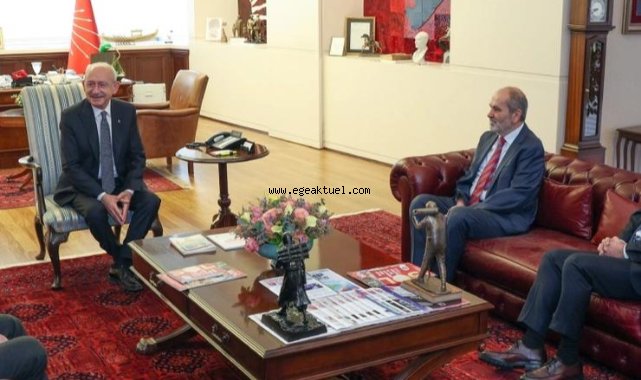 Sol Parti üyeleriyle bir araya geldi