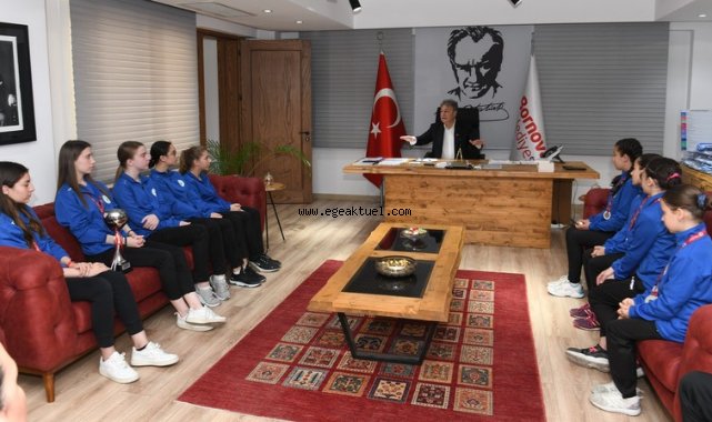 Bornovalı cimnastikçiler Türkiye Şampiyonu