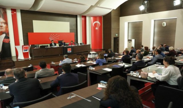  İzmir adaylarının belirleneceği PM, MYK'daki anlaşmazlık nedeniyle ertelendi