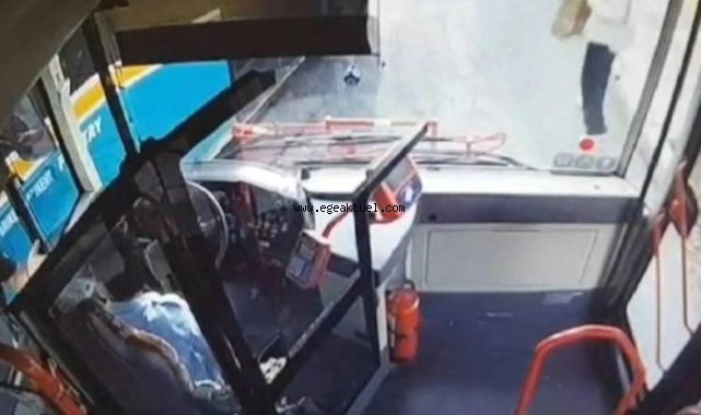 İzmir'de Dolmuş Şoföründen Kadın Şoföre Saldırı!