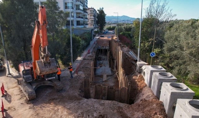 Soyer 300 demişti! 194 kilometre yağmur suyu hattı inşa edildi
