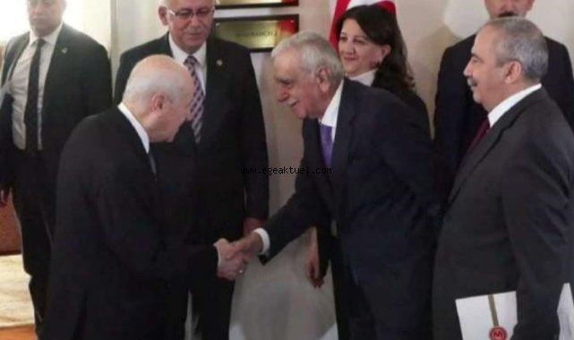 Bahçeli DEM Parti heyetini kapıda karşıladı