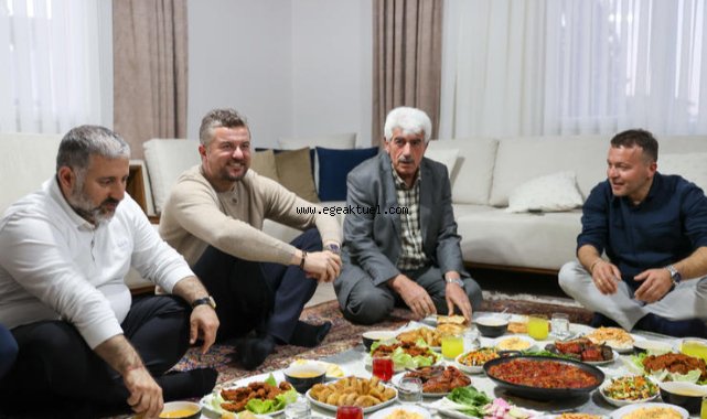 Başkan Görkem Duman iftar sofrasına konuk oldu