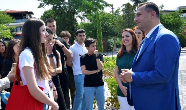 Başarıya giden yolda Bornova’dan tam destek