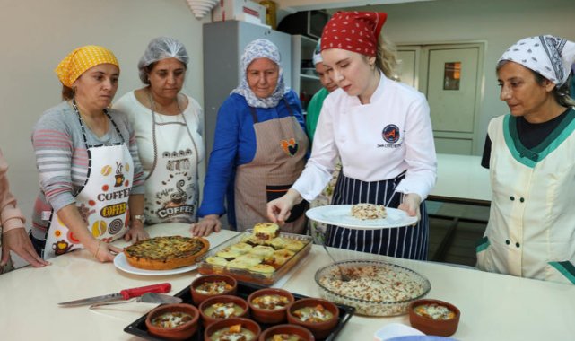 Bucalı Kadınlar Evka-1 Semt Evi’nde Dünya Mutfağıyla Buluşuyor