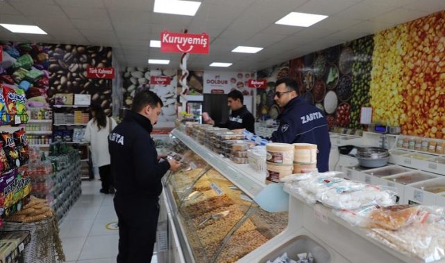 Menderes Zabıtasından Yılbaşı Denetimi