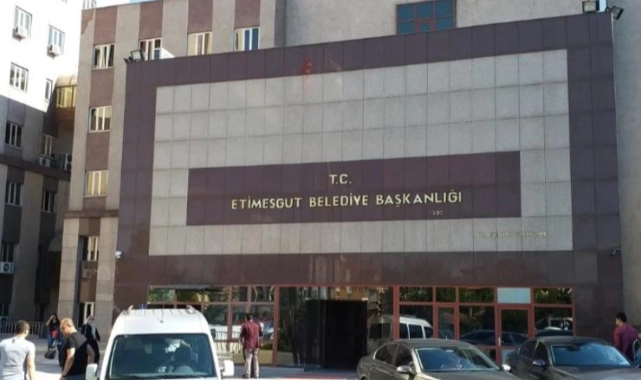 Etimesgut Belediyesi'ne operasyon