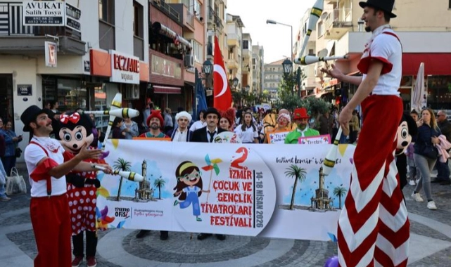 Efes Selçuk’ta Çocuk Ve Gençlik Tiyatroları Festivali Coşkusu
