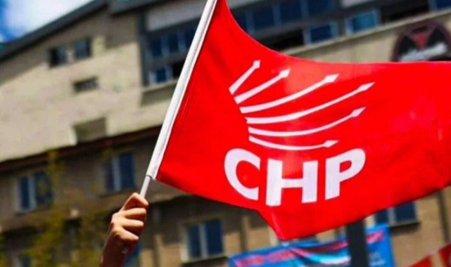 CHP eski ilçe başkanlarından ortak çağrı: 'Çözüm sandık, çare kurultaydır'
