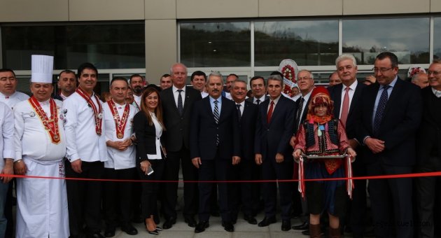 Adada turizm ateşi yandı