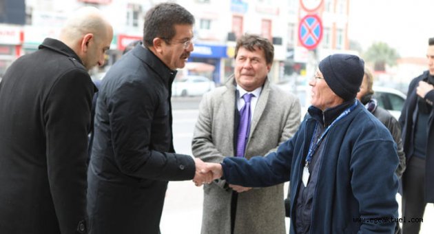 AKP'li Zeybekci: "Bir deliye ihtiyaç var; o da karşınızda"
