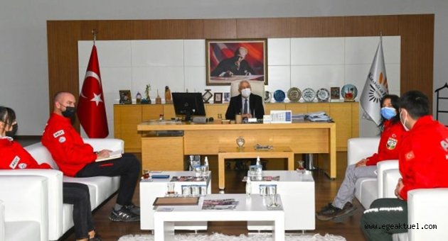 AKUT'tan Başkan Selvitopu'na teşekkür ziyareti