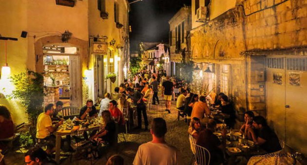 Alaçatı için flaş karar... Uymayan teşhir edilecek