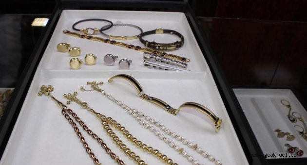 Babalar Günü öncesi erkek bileklik satışı arttı