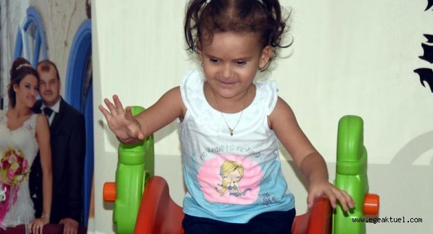 Bade için evi parka çevirdiler