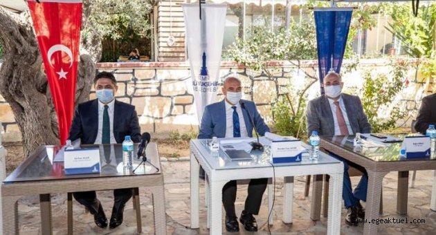 Başkan Soyer Aliağa’da muhtarları dinledi
