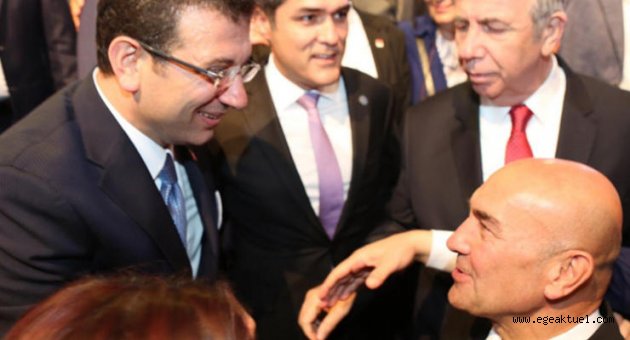 Başkan Tunç Soyer'den Ekrem İmamoğlu'na destek