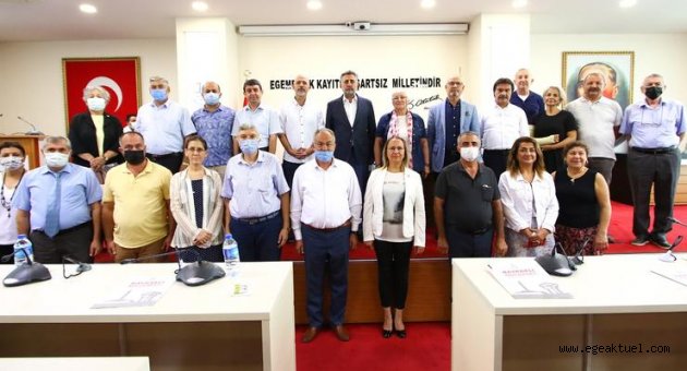 Bayraklı Kent Konseyi başkanını seçti