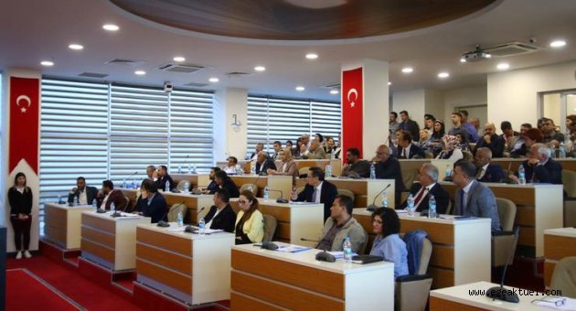 Bayraklı Meclisinden anlamlı karar