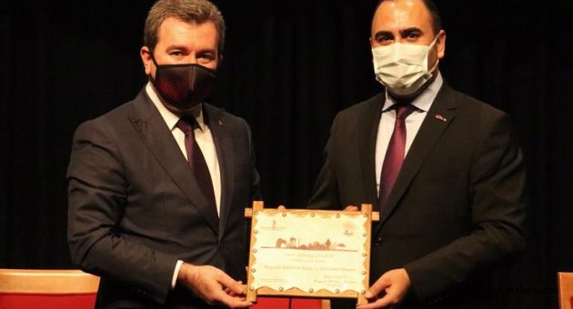 Bergama Belediyesi'nde toplu iş sözleşmesi sevinci