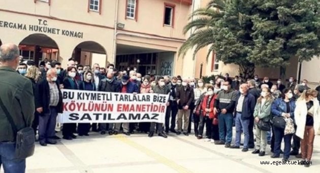 Bergama'da köylülerin tarla zaferi