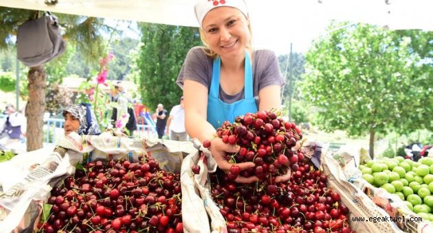 Bornova’da kiraz buluşması