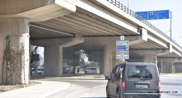  Bornova’da trafiği rahatlatan çalışma