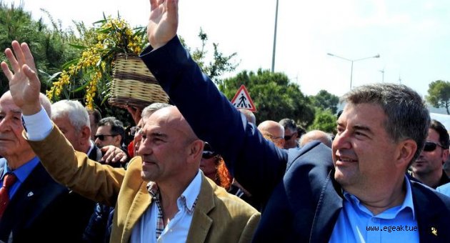 Çeşme'de Başkan Ekrem Oran'dan esnafa ve halka çağrı!