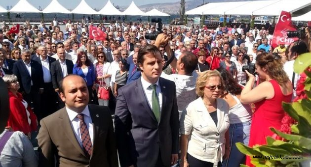 CHP İzmir’den görkemli 9 Eylül kutlaması