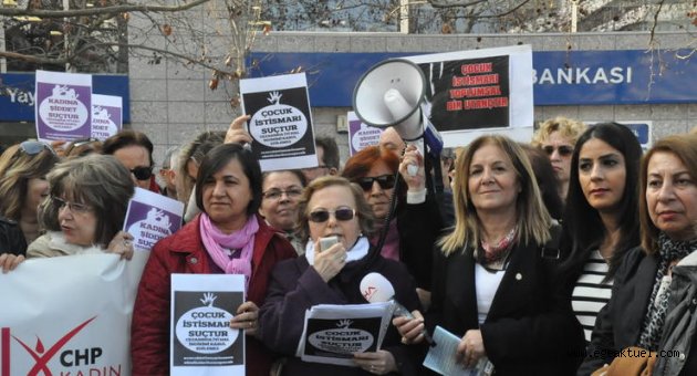 CHP'li kadınlar 'Çocuk İstismarına Dur' dedi