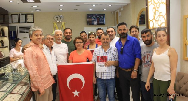 Çiğli esnafından ‘Milli Duruş’ …