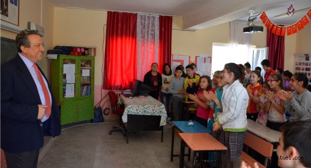 Dikilili miniklere, Başkan Tosun’dan altın öğütler