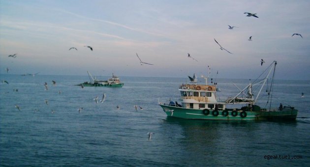 Egeli balıkçıları kara kış vurdu