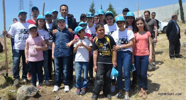 Engelleri önce kalplerden silmek için fidan diktiler