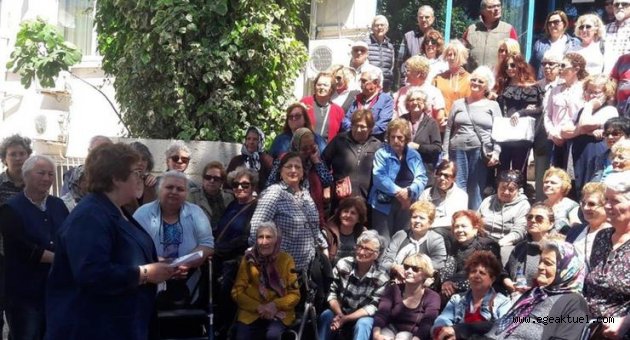 Foçalılar, Eski Hastane Binasının Aile Sağlığı Merkezi Olmasını İstedi
