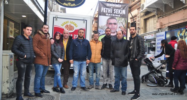 Gazi Kadınlar Sokağı esnafından anlamlı mesaj
