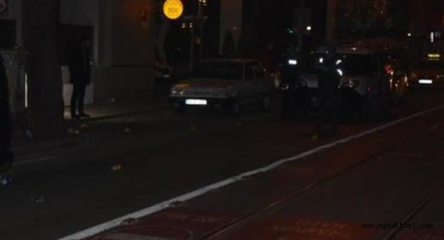 Gece kulübü çıkışı silahlı saldırı: 2 yaralı