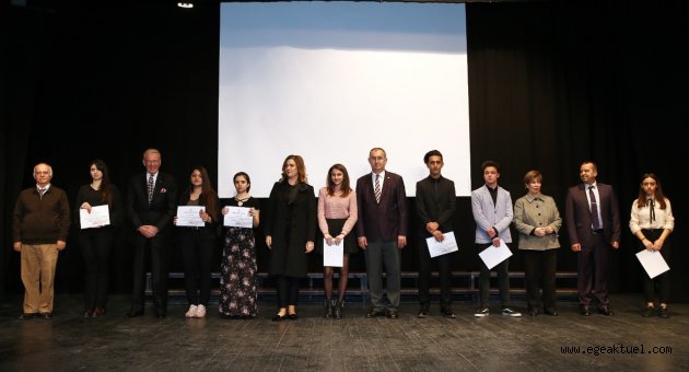 Genç ressamlar hayran bıraktı