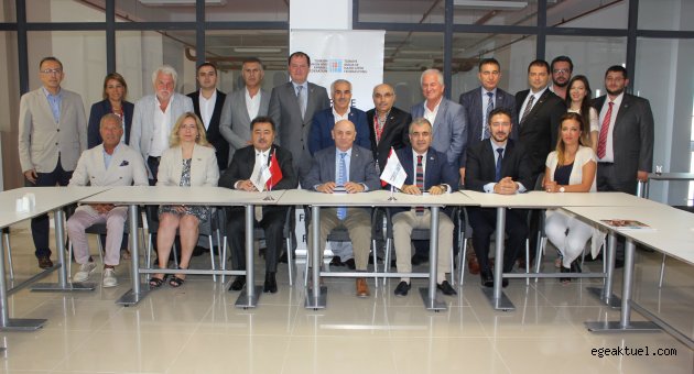 “Hazır giyim ekonominin lokomotifi oldu”