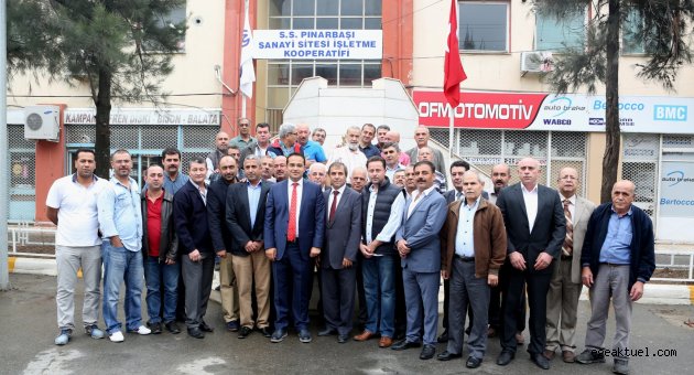 Hizmete plaketli teşekkür